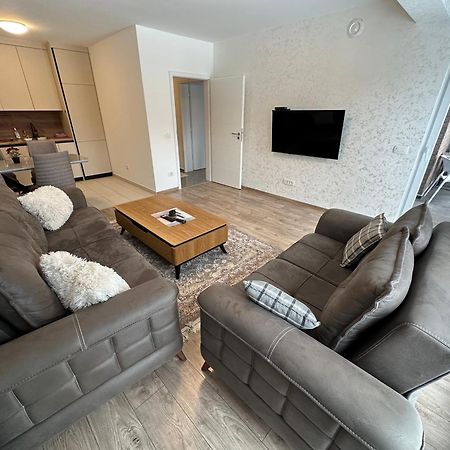 Shooter Apartments فريزاي المظهر الخارجي الصورة